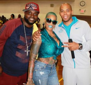 Johnnie Cabbell, Momma Cashout, Reec