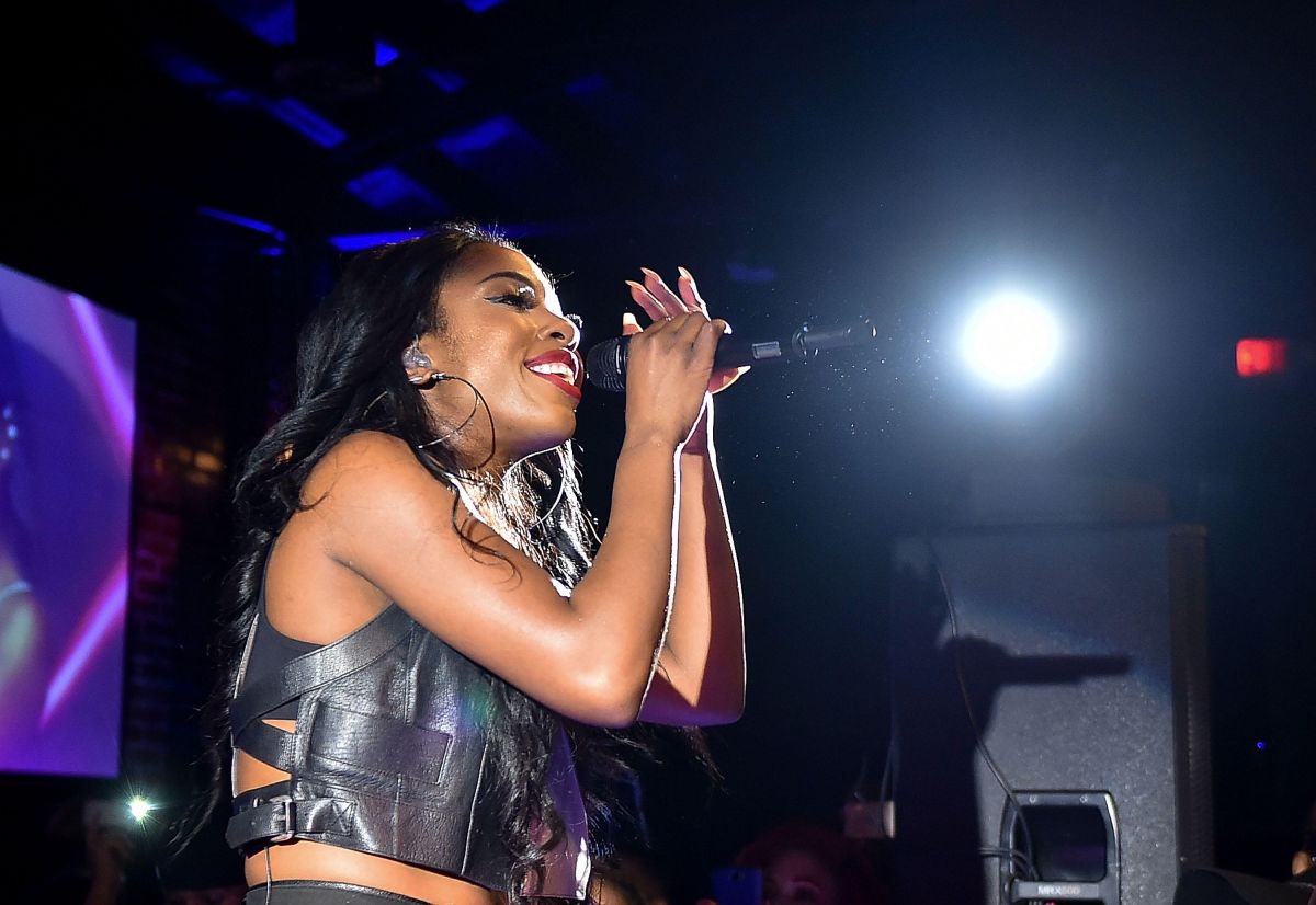 Sevyn Streeter Hot 107.9 Performance and Meet & Greet