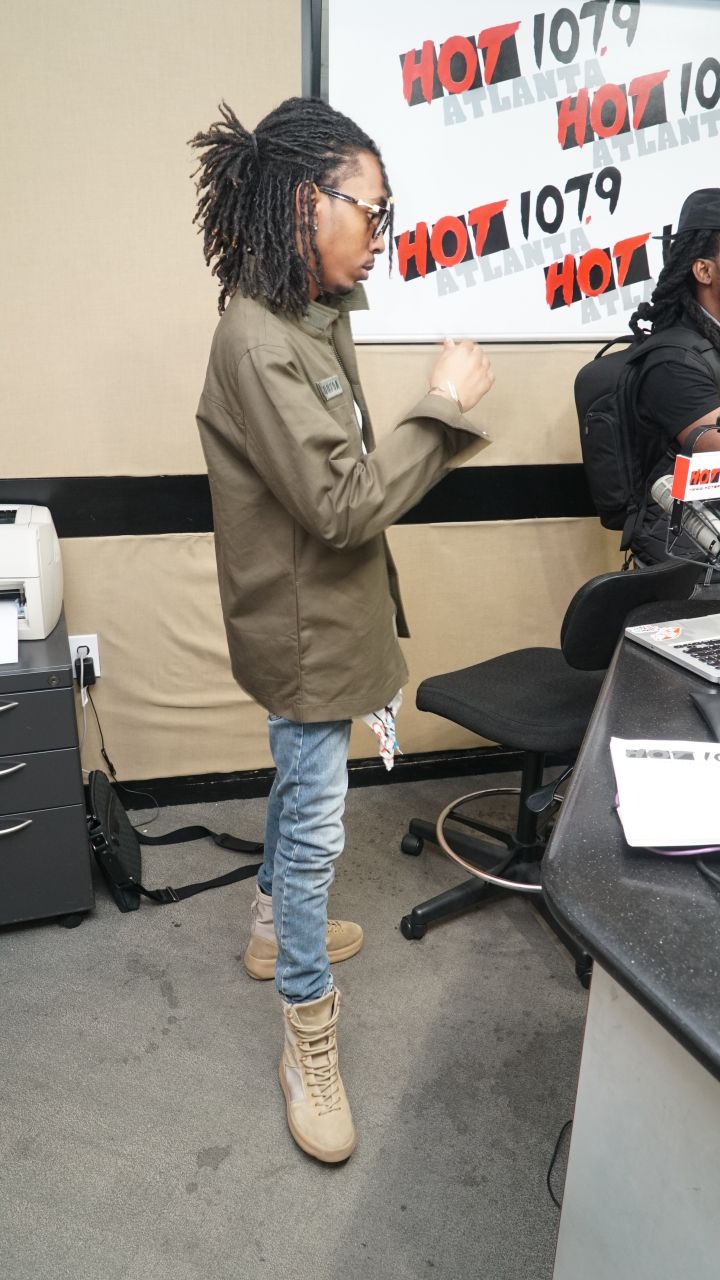 TK Kravitz Visits The Durtty Boyz Show