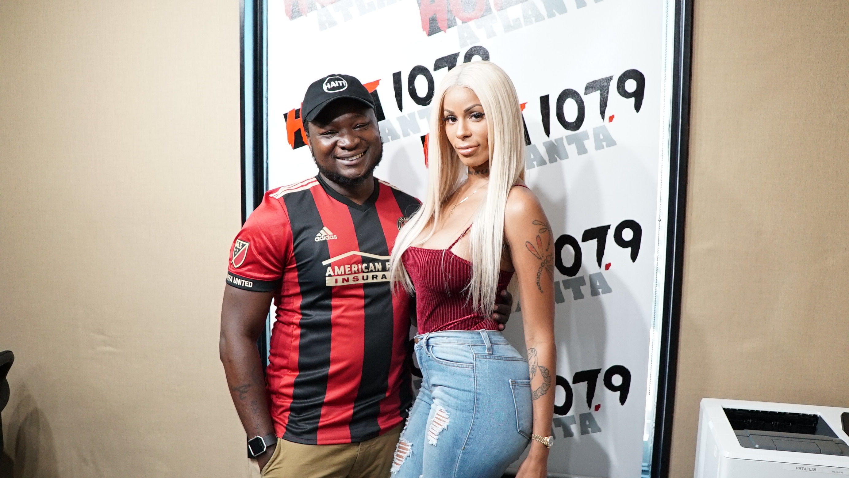 Sade Bagnerise & Resident African