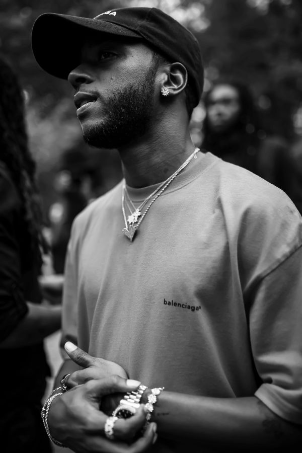 6lack & Future on the Set Of East Atlanta Love Letter Music Video