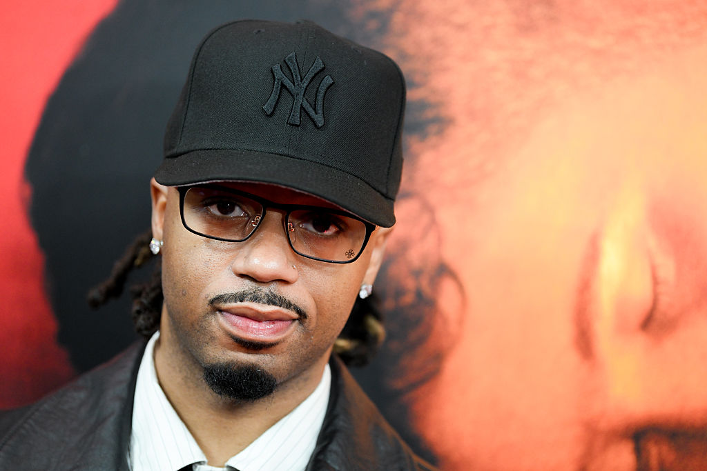 "Hurry Up Tomorrow" World Premiere